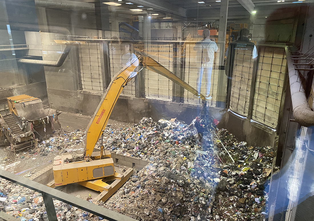 Organización de visitas guiadas a industrias de reciclaje dirigidas a la ciudadanía